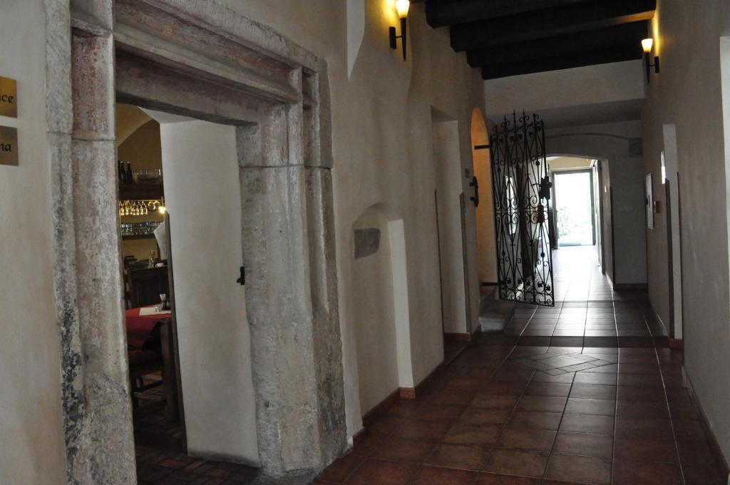 קונטה הורה Hotel Opat מראה חיצוני תמונה